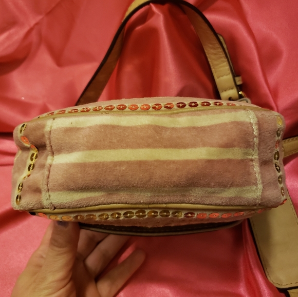 JUICY COUTURE Sequins Pink Gold Camera Crossbody - Picture 7 of 11